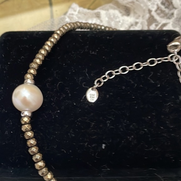 Lucas Lameth Necklace - Picture 1 of 9